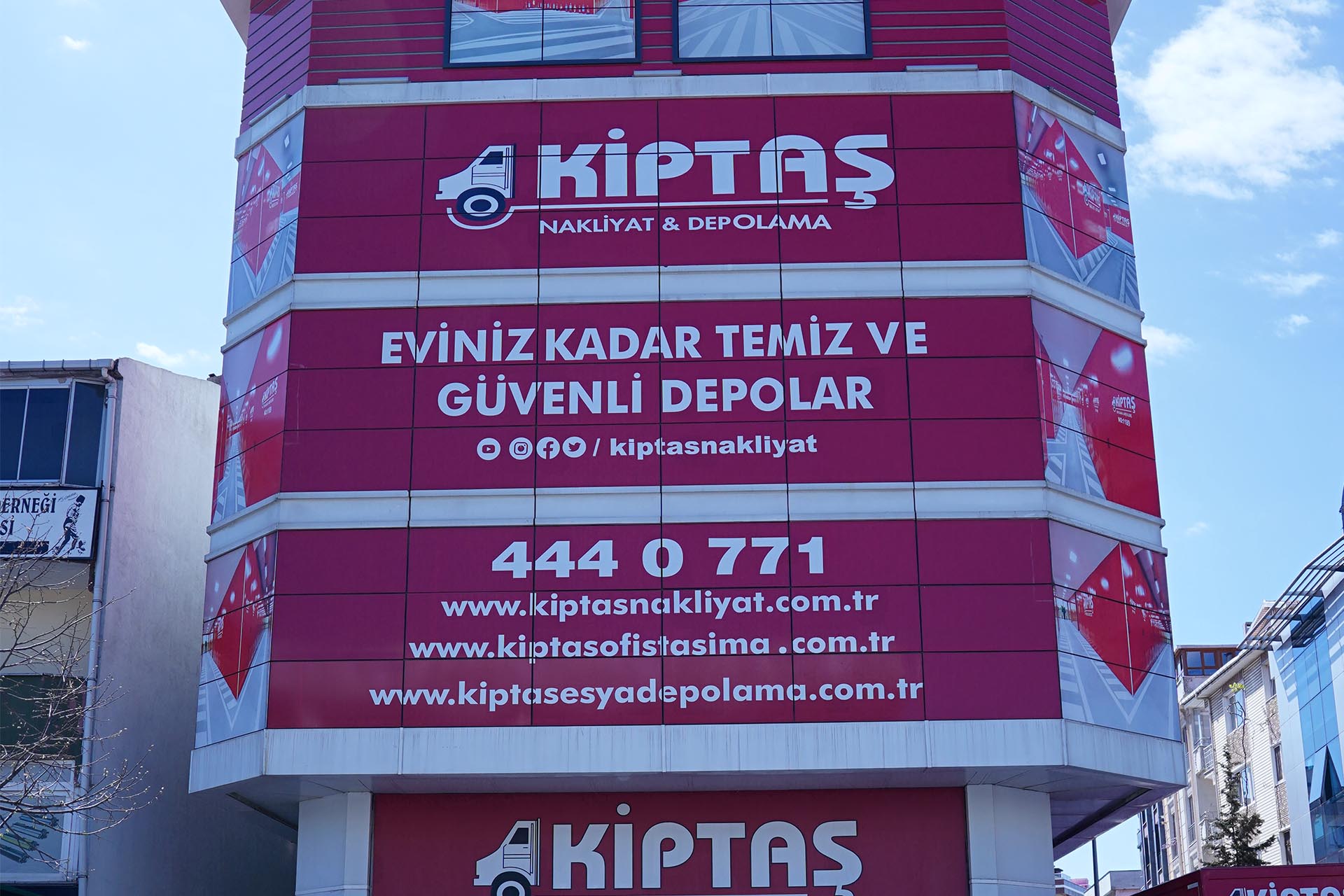 Büyükdere Eşya Depolama