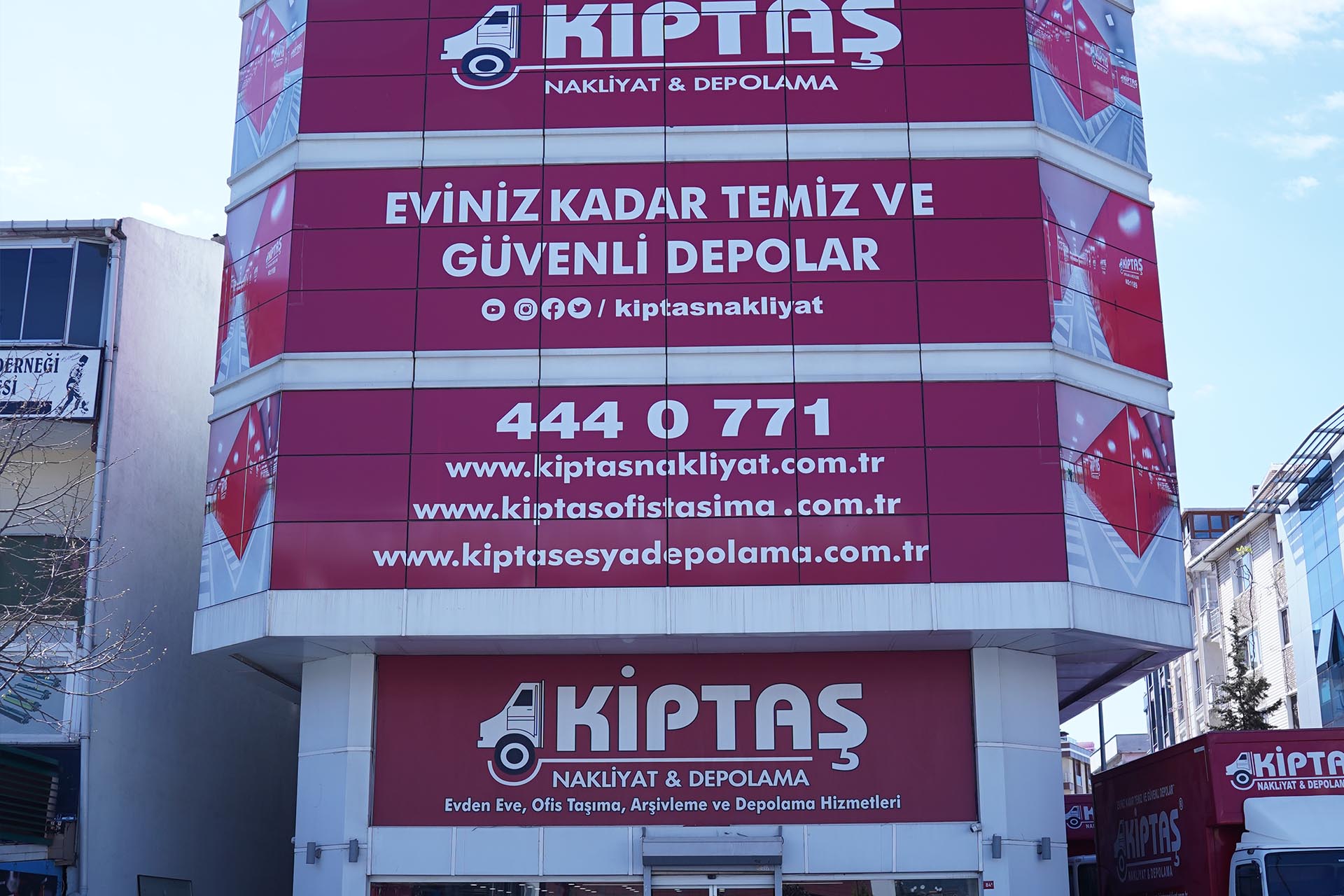 Fatih Sultan Mehmet Eşya Depolama